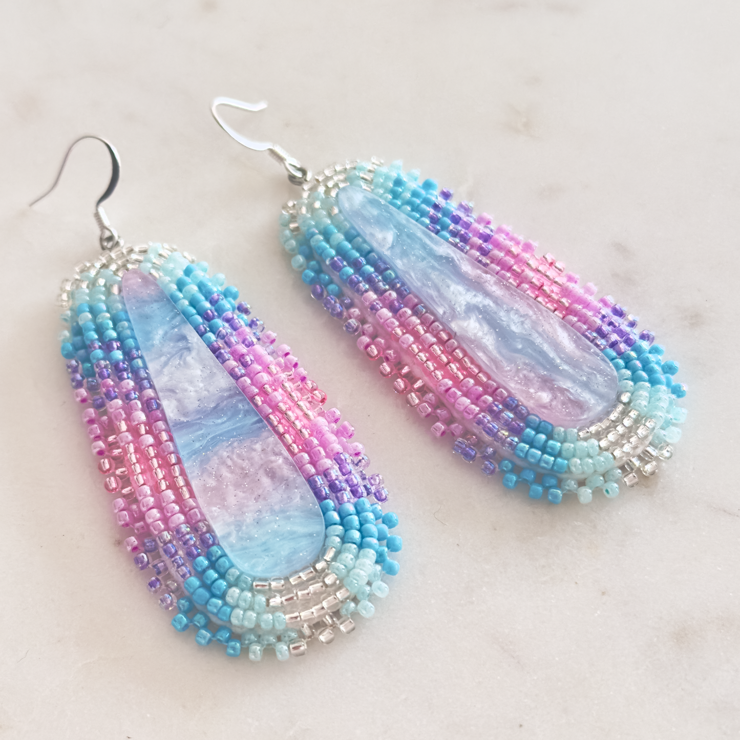 Hvyvtke (Dawn) Flat Beadwork Earrings