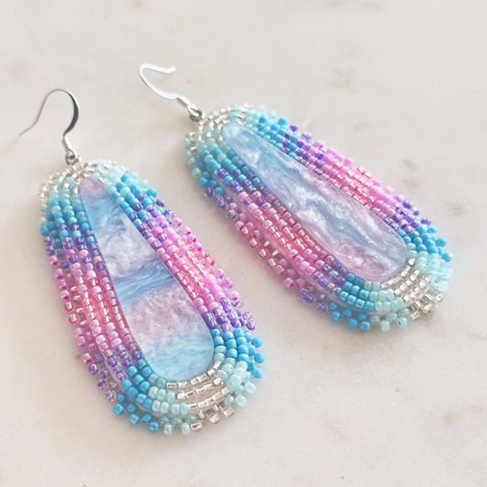 Hvyvtke (Dawn) Flat Beadwork Earrings