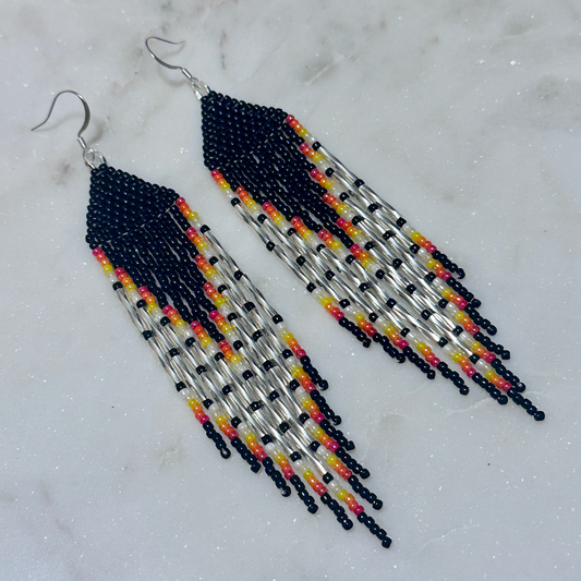 Oskē Hotvlē-Rakko Heleswv (Medicine Rainstorm) Brick Stitch Fringe Beaded Earrings