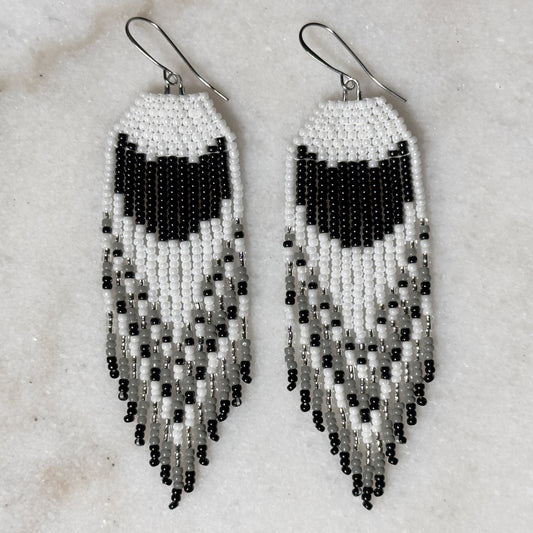 Pose Lvste (Black Cat) Chevron Brick Stitch Fringe Beaded Earrings